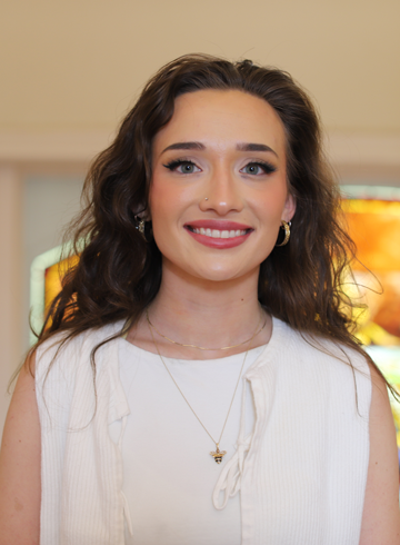 Headshot of Grace Kaim