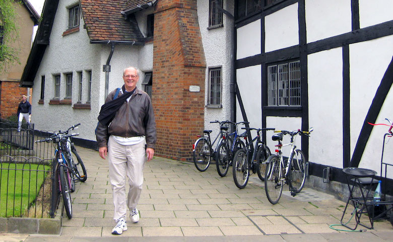 A voracious reader, Bill Morrison’s lifetime of learning would not have been complete without a trip to Stratford-upon-Avon, England, the birthplace of one his favorite writers, William Shakespeare.